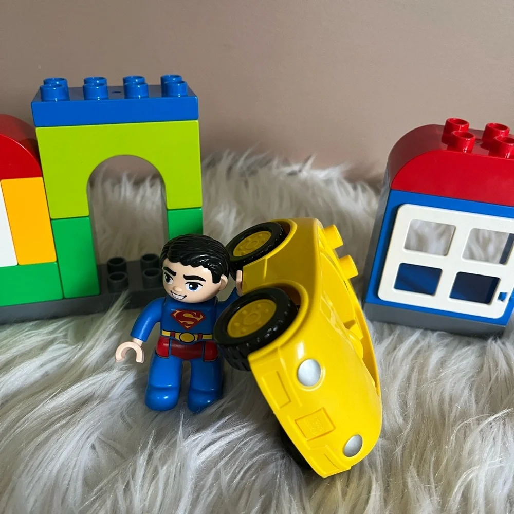 {Lego Duplo} Superman Rescue Lego Set
